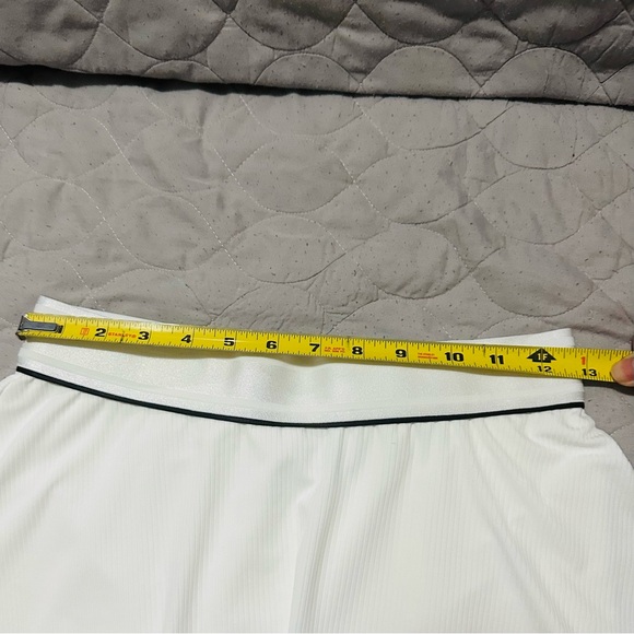 Nike white Tennis Skirt - Picture 11 of 11